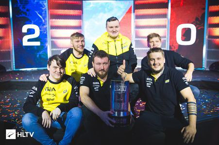 冠冠军的荣 冠冠军的荣