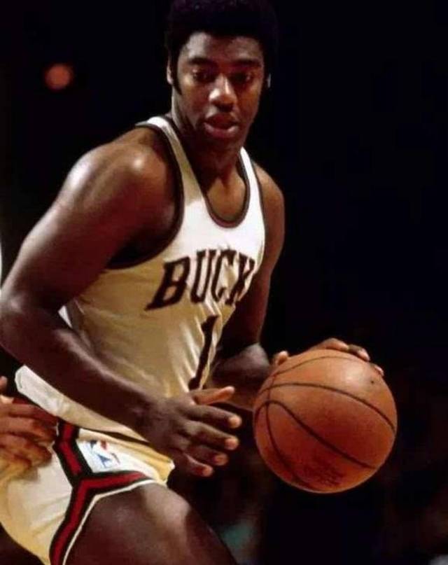 越位位置抢 越位位置抢